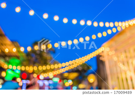 Defocused night street abstract texture. 17009489