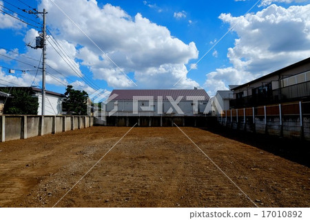 Vacant lot (2) Vacant lot (2) 17010892