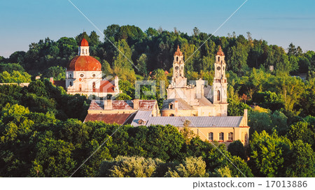 Sunset Sunrise Cityscape Of Vilnius, Lithuania In Summer. Beauti 17013886
