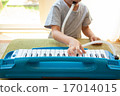 Melody on (pianica) playing 17014015