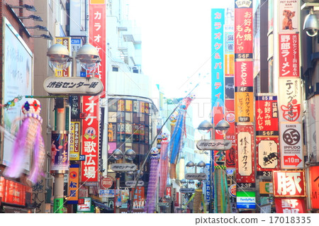 澀谷中心街（白天，白天）的形象 17018335