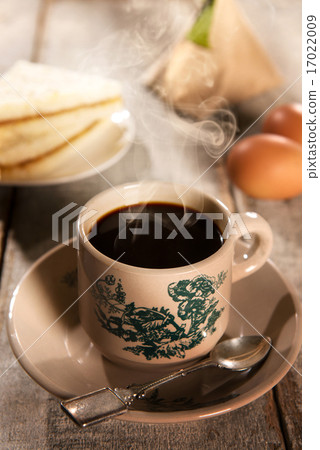 Traditional kopitiam coffee and breakfast 17022009