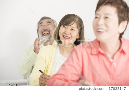 Seniors receiving seminars Seniors receiving seminars 17022147