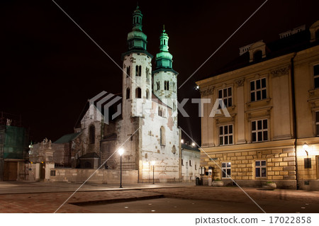 Church of St. Andrew at Night in Krakow Church of St. Andrew at Night in Krakow 17022858