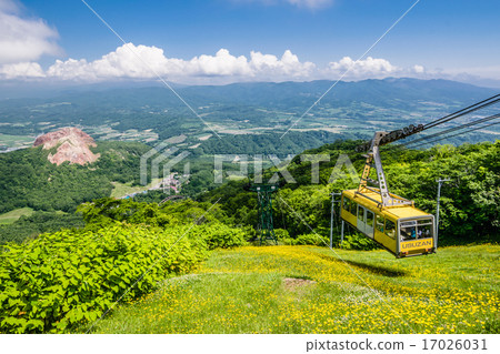Ropeway to mount Usu summit, hokkaido, japan Ropeway to mount Usu summit, hokkaido, japan 17026031