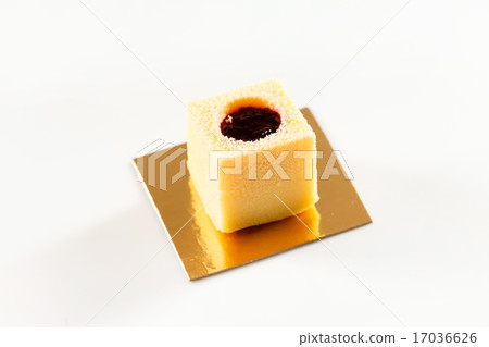 Mini Raspberry cheesecake 17036626