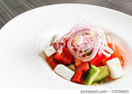 greek salad 17036663