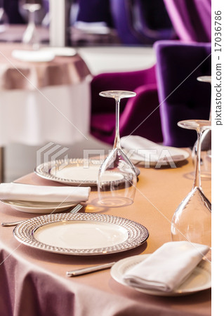 set in the restaurant 17036786