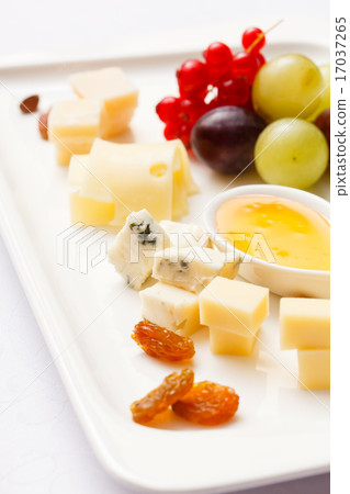 cheese plate 17037265