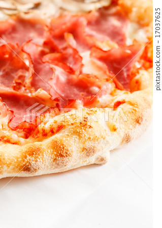 tasty pizza 17037625