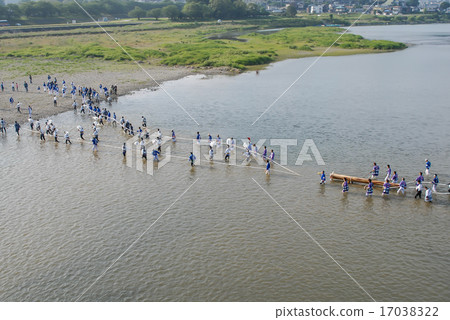 伊勢神Shikugi Miki小溪吃草 伊勢神Shikugi Miki小溪吃草 17038322