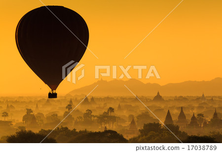 The Temples of Bagan at sunset, Bagan, Myanmar 17038789