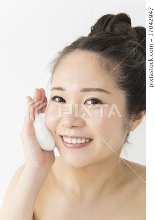 Foam dust Foam dust 17042947