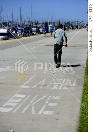 Long Beach 17044330