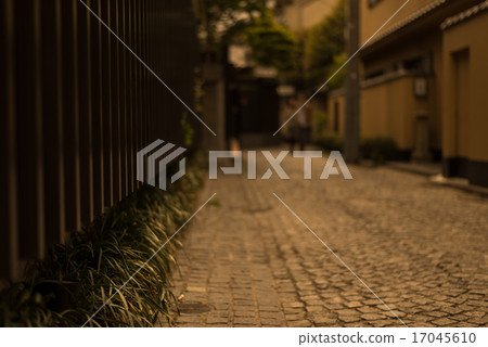 Cobblestone of Kagurazaka 17045610
