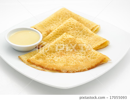 Russian pancakes with sweet milk 17055093