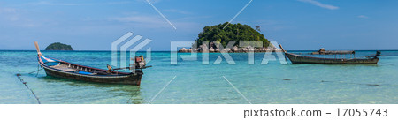 Fishing boat 17055743