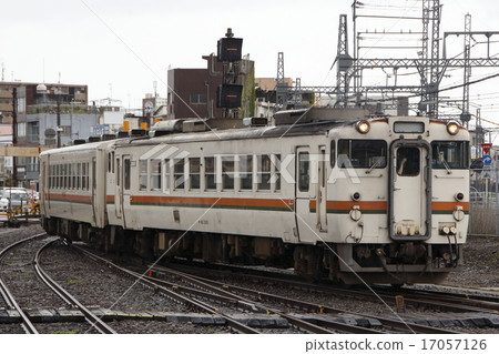 Kaiba Kiha to change in Ise vehicle district 40 17057126