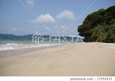 Akuta Beach Akuta Beach 17058435