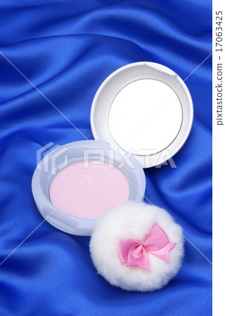 Powder cake 17063425