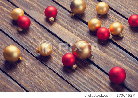 coffee with christmas bubbles 17064627