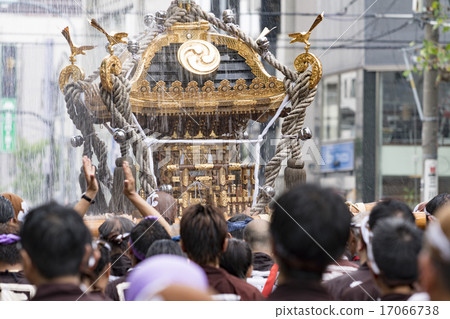 Water festival 17066738