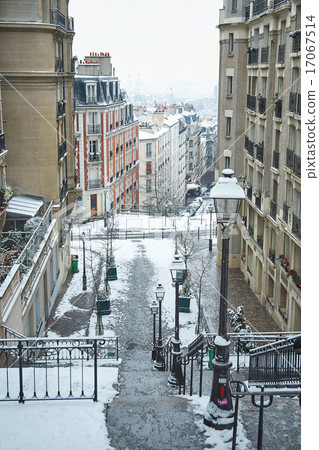 Street of Montmartre covered with snow 17067514