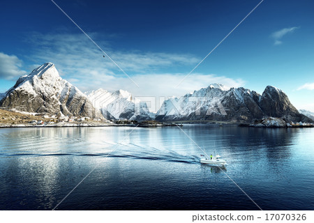 snow in Reine Village, Lofoten Islands, Norway 17070326