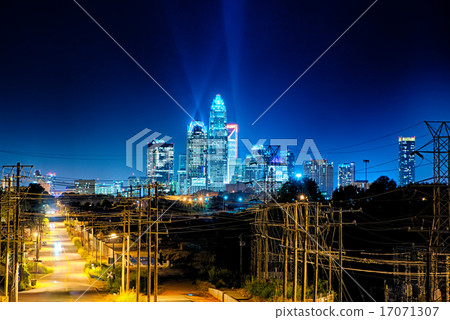 charlotte north carolina skyline at night 17071307