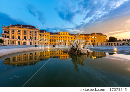 Schonbrunn Palace Schonbrunn Palace 17075345