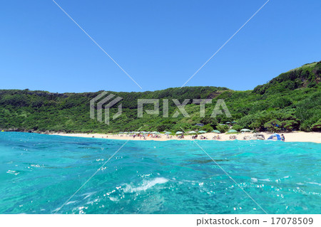 Miyakojima Yoshino Coast View the beach from the sea side 17078509
