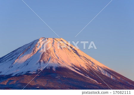 Fuji at dusk Fuji at dusk 17082111