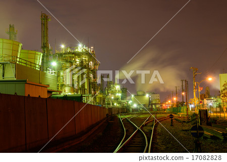 Night view of the Kanagawa Kawasaki plant 17082828