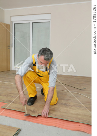 Laminate flooring of room 17085265
