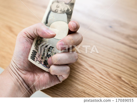 Ten thousand yen 17089055