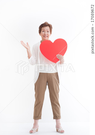 Senior woman stand up pose 17089672