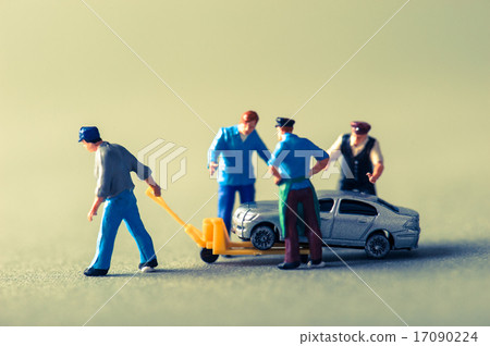 Miniature car maintenance 17090224