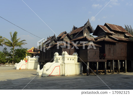 ASIA MYANMAR NYAUNGSHWE PAGODA ASIA MYANMAR NYAUNGSHWE PAGODA 17092325