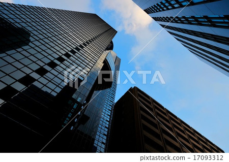 cloudy, design, job 17093312