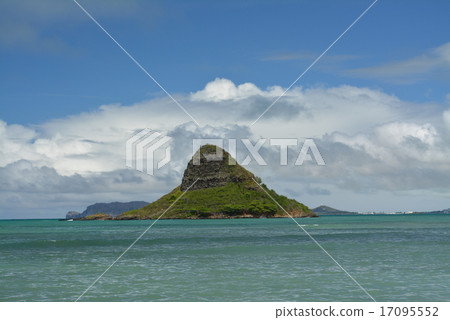 China Man's Hut 17095552
