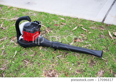 Leaf blower 17096817