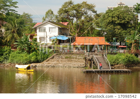 Sarawak River (Kuching / East Malaysia / Borneo Island) Sarawak River (Kuching / East Malaysia / Borneo Island) 17098542