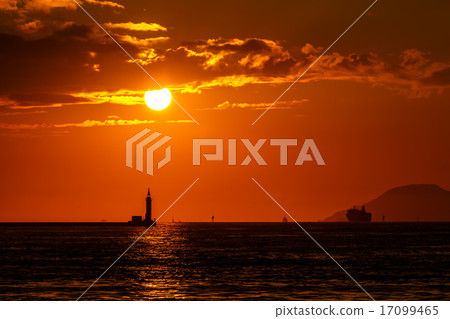Sunset of Hakata Bay Sunset of Hakata Bay 17099465