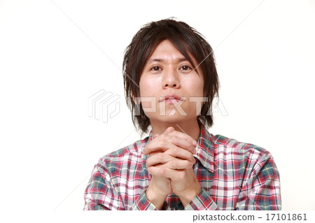 男性祈禱 男性祈禱 17101861