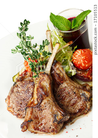 Lamb rack with garnish Lamb rack with garnish 17105513