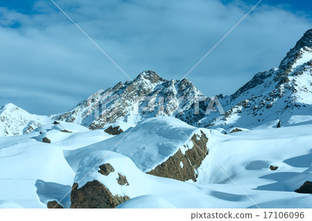 Silvretta Alps winter view (Austria). 17106096