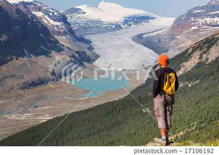 Hike in Canada 17106192