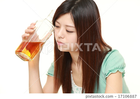 A woman in Al A woman in Al 17106887