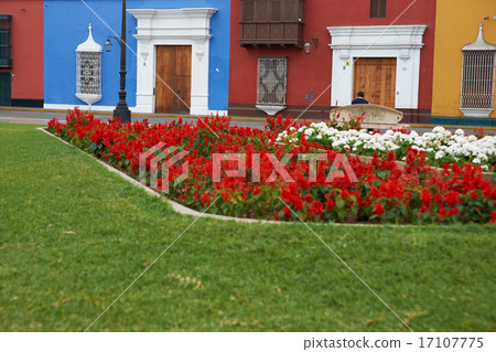 Colourful Plaza de Armas in Peru Colourful Plaza de Armas in Peru 17107775