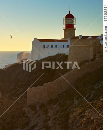 Algarve lighthouse, Portugal 17108814